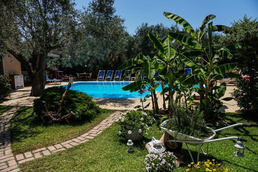 Residence Villa Andrea Marina di Camerota Exteriör bild