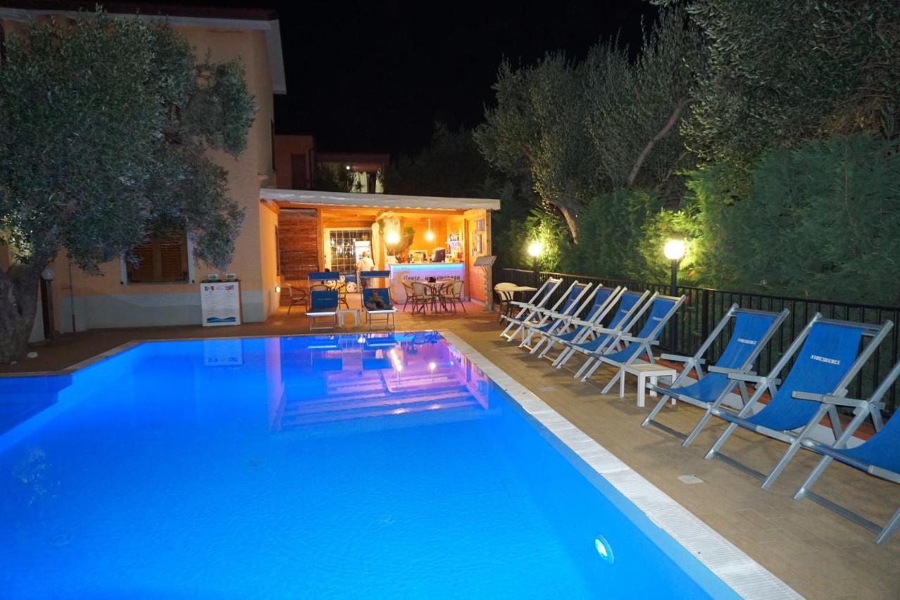 Residence Villa Andrea Marina di Camerota Exteriör bild